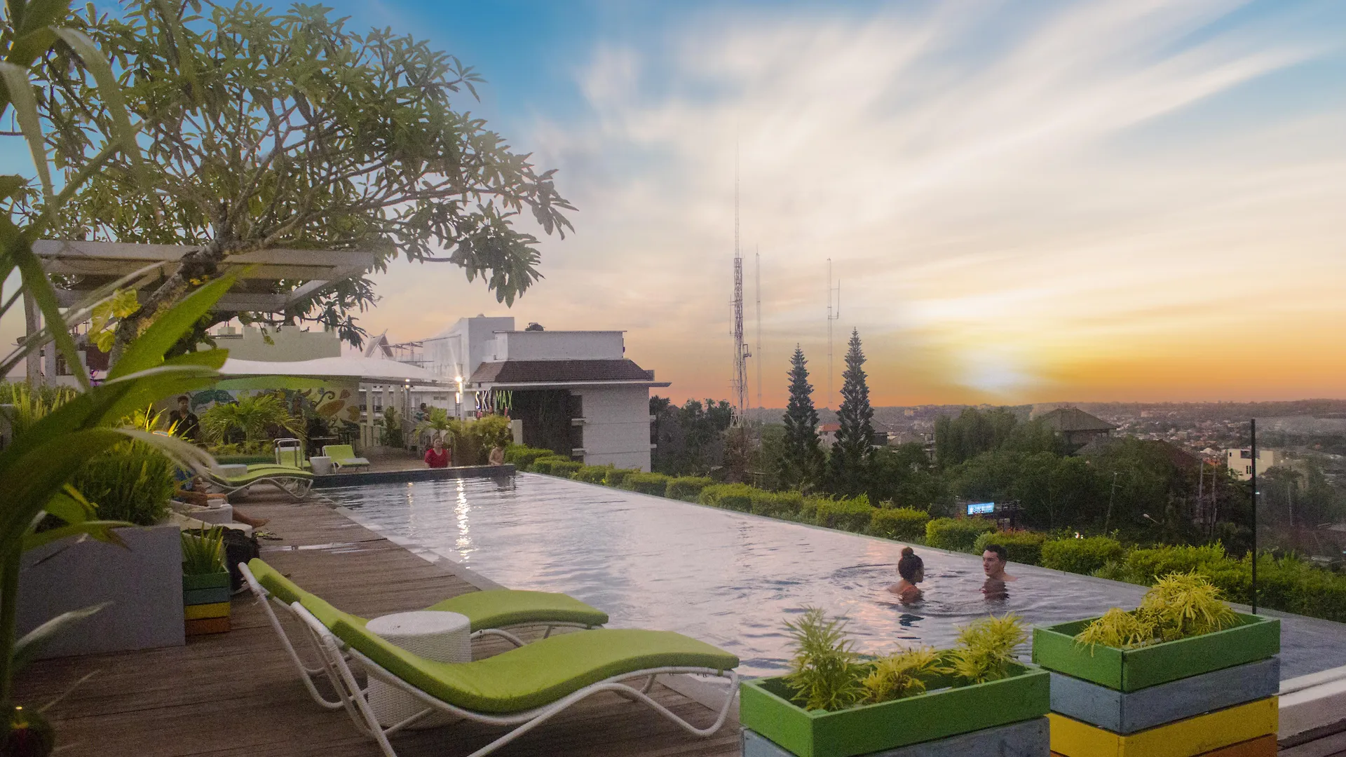 Hotel Maxonehotels At Bukit Jimbaran