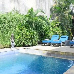 Sus Budget Hotel Legian BALI