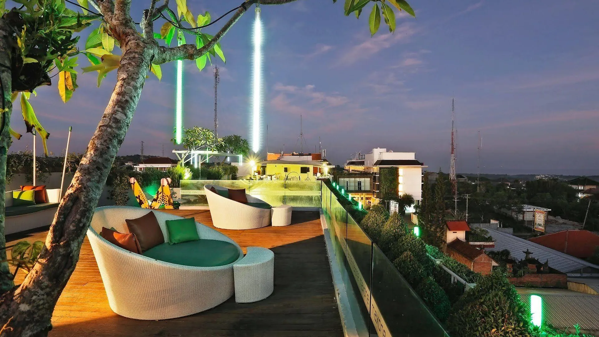 Maxonehotels At Bukit Jimbaran